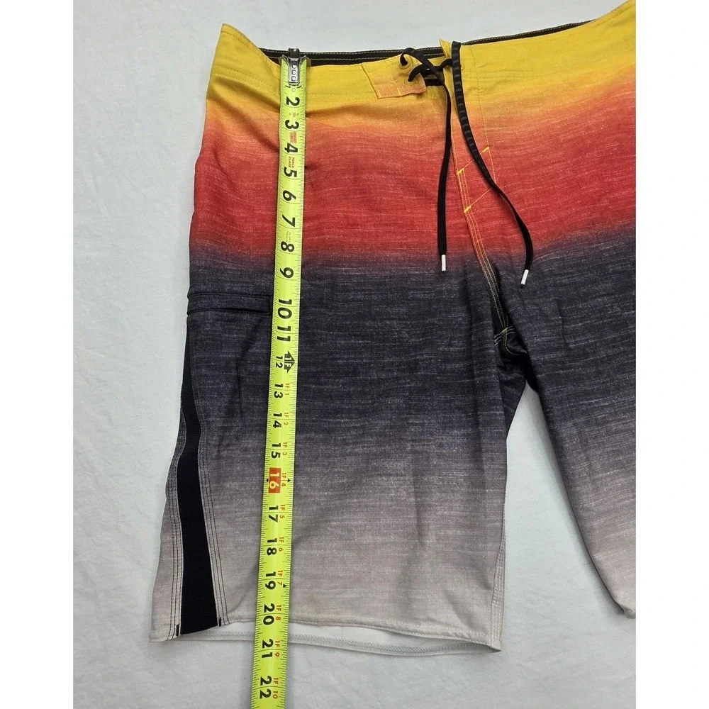 O'Neill Superfreak Multicolored Board Shorts Men's Size 34